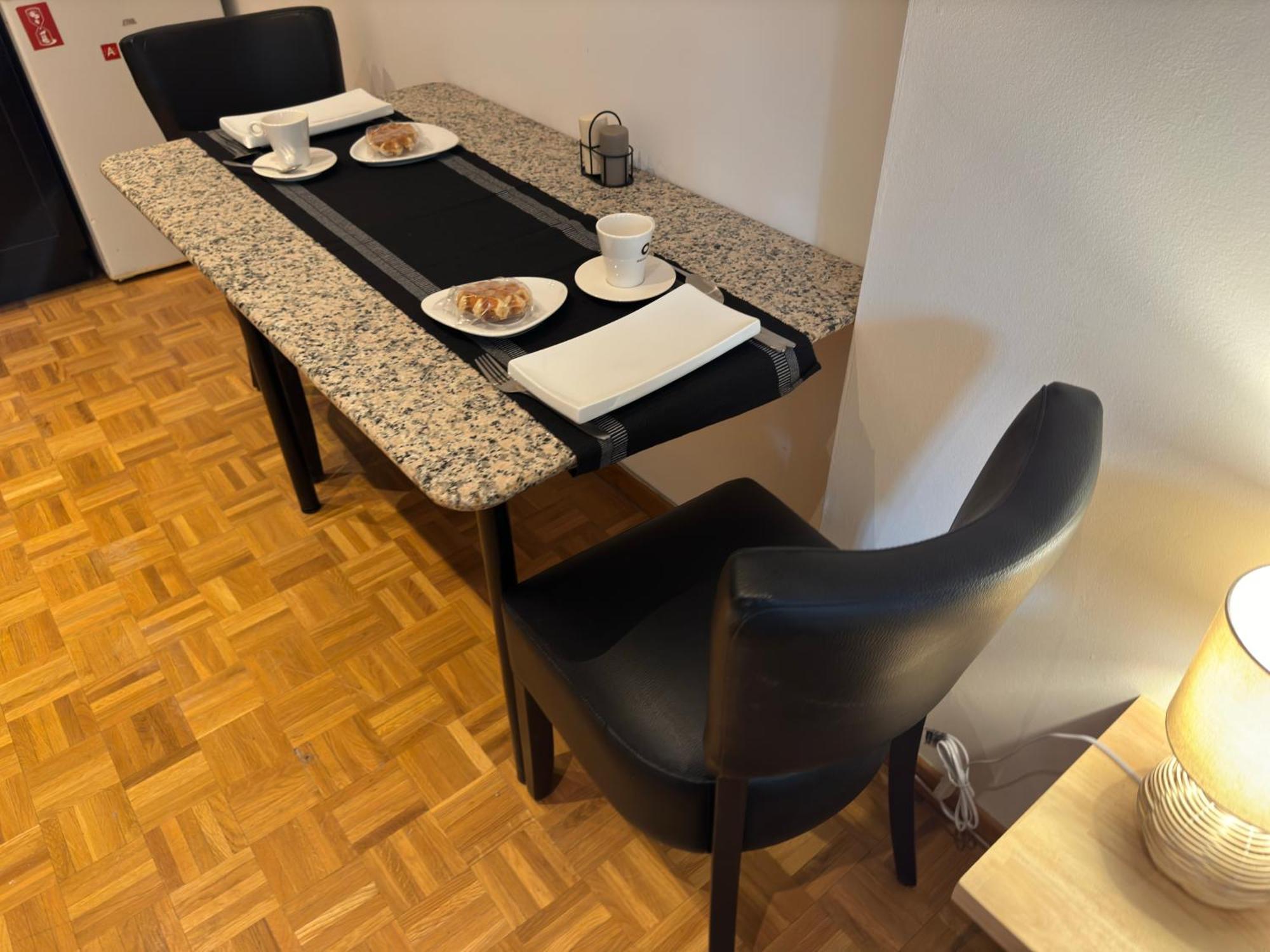 Two Bedroom Loft In The Center By The Meir * Antwerpen